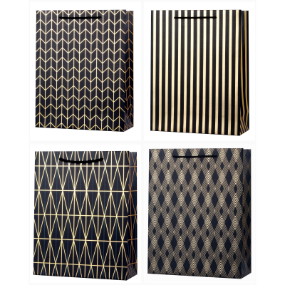 Paket papirivyi podarunkovyi, S:18х23х8см, tysnenniya folhoyu BM.2000133